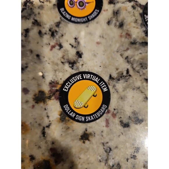 Lot Of 4 Roblox Virtual Item Codes Unused - Picture 6 of 6